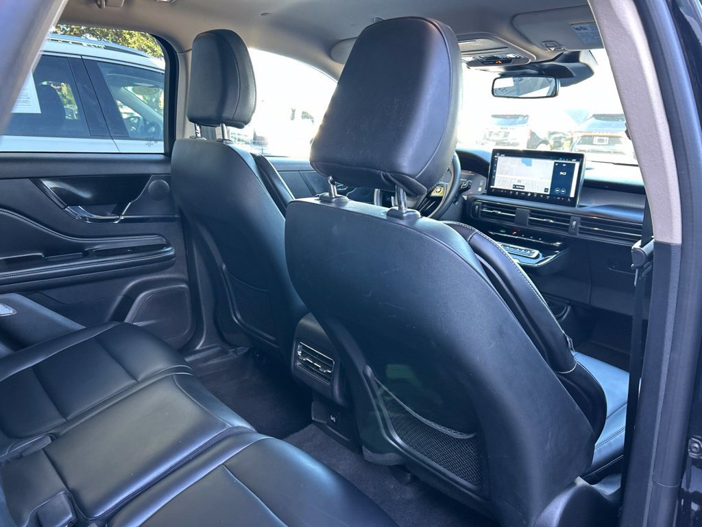 Used 2023 Lincoln Corsair AWD image 44