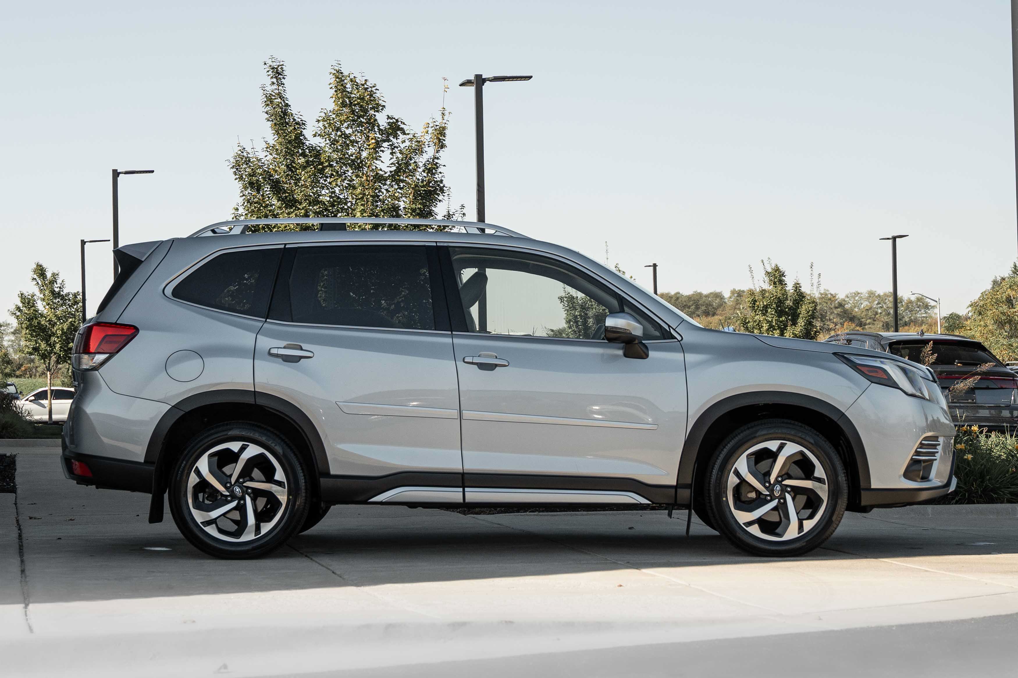 Used 2022 Subaru Forester Touring AWD/4WD image 3
