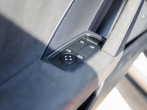 Certified 2024 Porsche 911 GT3 image 23