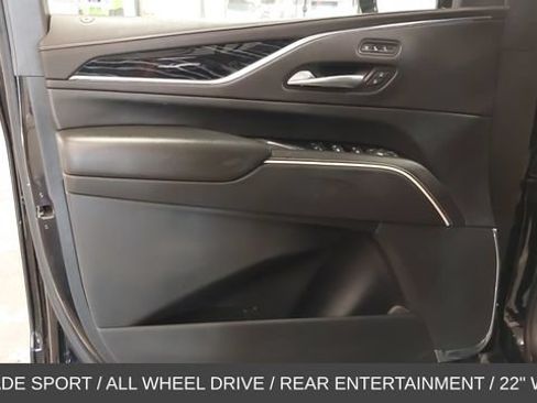 Used 2023 Cadillac Escalade Sport AWD/4WD image 19