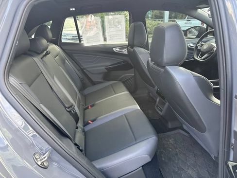Used 2023 Volkswagen ID.4 Pro S RWD image 10