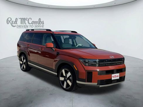 Used 2025 Hyundai Santa Fe Limited image 7