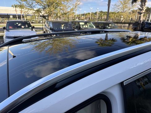 Used 2022 Mercedes-Benz GLS 450 4MATIC image 35