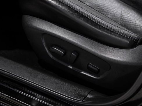 Used 2019 Nissan Rogue Sport SL w/ Premium Package image 37