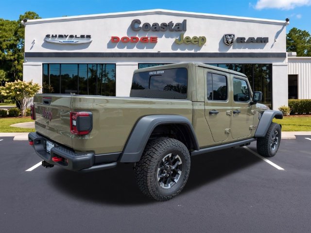New 2026 Jeep Gladiator Rubicon w/ Steel Power Dome Hood Package AWD/4WD image 4