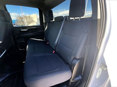 Used 2024 GMC Sierra 2500 SLE w/ SLE Convenience Package image 23