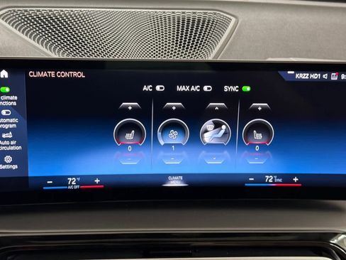 Used 2023 BMW 230i Coupe w/ Premium Package image 20