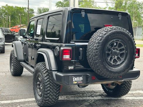 Used 2023 Jeep Wrangler Unlimited Sport AWD/4WD image 7