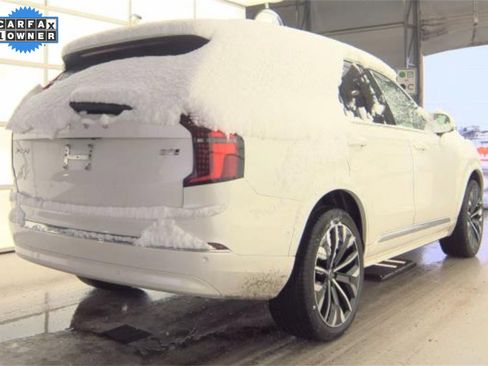 Certified 2025 Volvo XC90 B5 Plus image 3