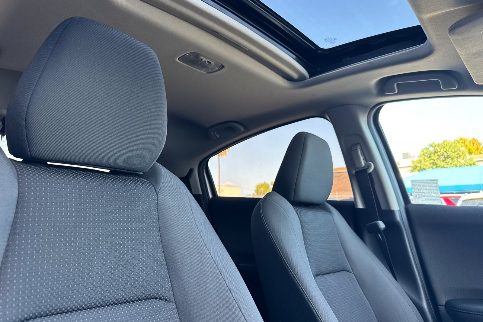 Certified 2022 Honda HR-V EX image 17