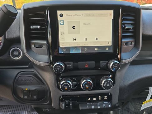 New 2026 RAM 2500 Tradesman w/ Chrome Appearance Group image 20