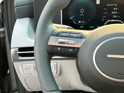 New 2026 Hyundai Tucson Limited image 37