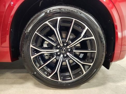 Certified 2025 MAZDA CX-70 3.3 Turbo S w/ Premium Package image 36