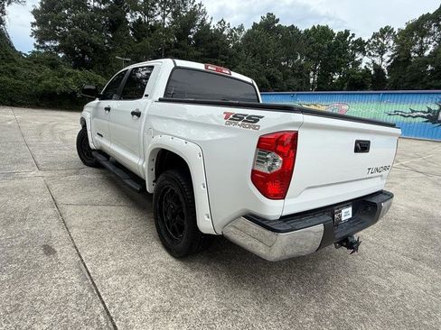 Used 2017 Toyota Tundra SR5 w/ SR5 Upgrade Package RWD image 12