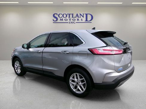 Used 2024 Ford Edge SEL image 8