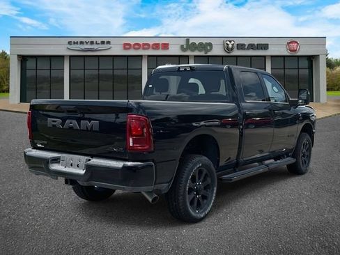 New 2025 RAM 2500 Big Horn AWD/4WD image 34