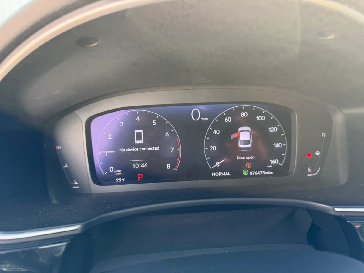 Used 2022 Honda Civic Touring image 25