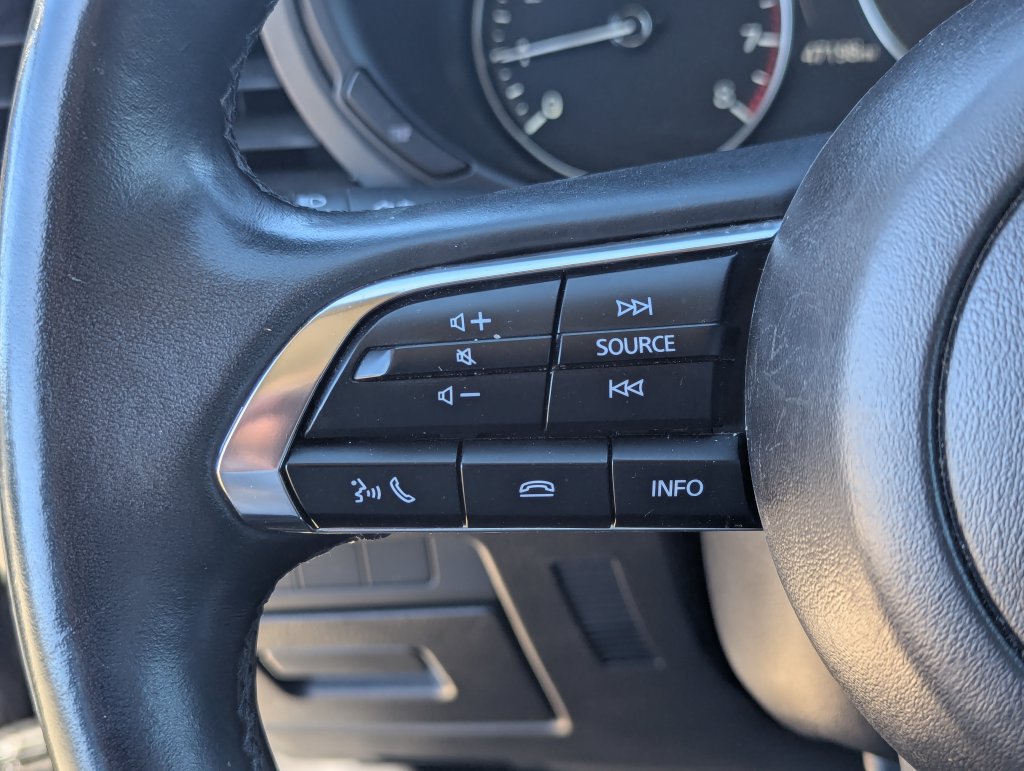Used 2025 MAZDA MAZDA3 s FWD image 18