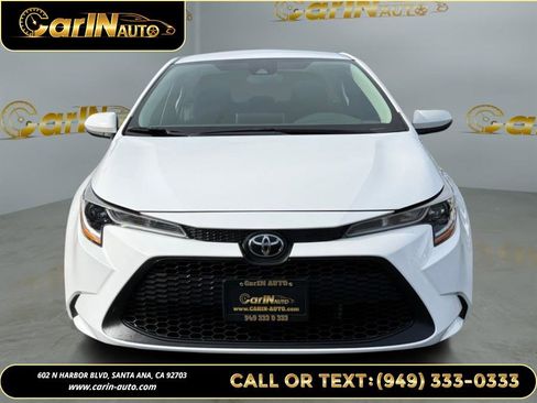 Used 2021 Toyota Corolla LE w/ Body Protection Package (TMS) image 2