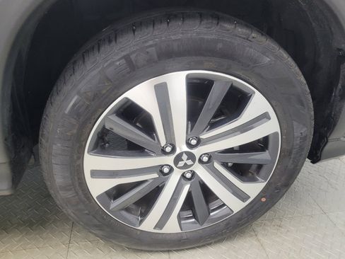 Used 2025 Mitsubishi Outlander Sport ES AWD/4WD image 31