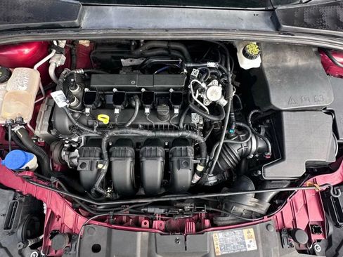 Used 2017 Ford Focus SEL image 11