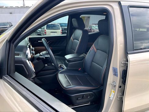 Certified 2023 GMC Canyon AT4 w/ AT4 Premium Package image 10