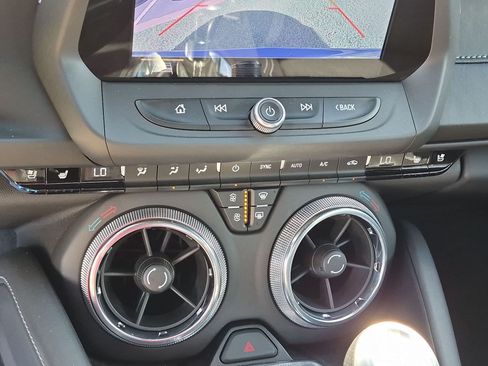 Used 2019 Chevrolet Camaro SS RWD image 26