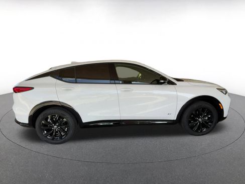 Used 2025 Buick Envista Sport Touring image 16