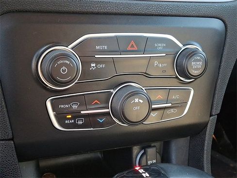 Used 2023 Dodge Charger SXT image 15