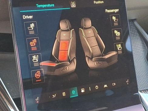 Certified 2025 Cadillac Escalade Premium Luxury image 25