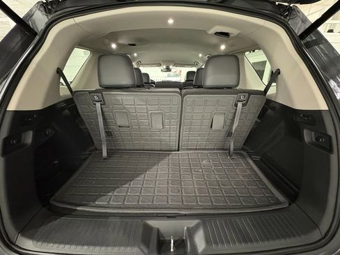 Used 2025 Honda Pilot EX-L image 43