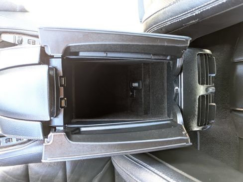 Used 2014 Mercedes-Benz E 350 Cabriolet image 31