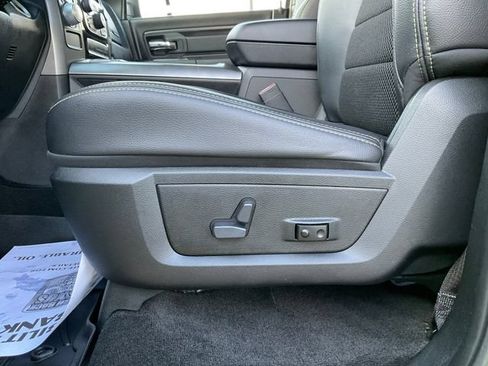 Used 2017 RAM 1500 Sport RWD image 14