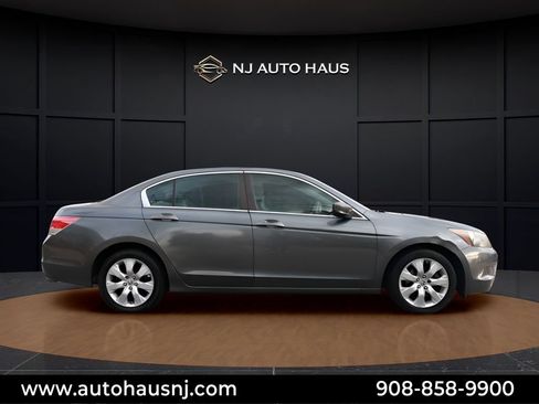 Used 2010 Honda Accord EX image 10