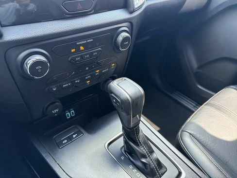Used 2023 Ford Ranger Lariat RWD image 26