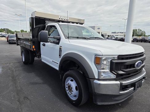 Used 2022 Ford F550 4x4 Regular Cab Super Duty image 2