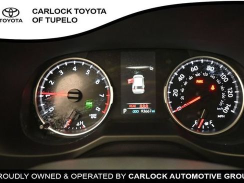 Used 2022 Toyota RAV4 XLE AWD/4WD image 22
