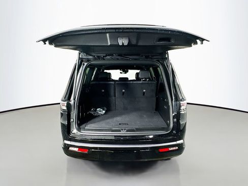 New 2026 Jeep Grand Wagoneer L 4WD image 16