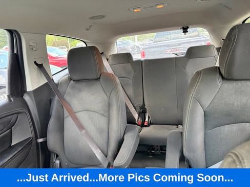 Used 2017 Chevrolet Traverse LT w/ Style and Technology Package AWD/4WD image 10