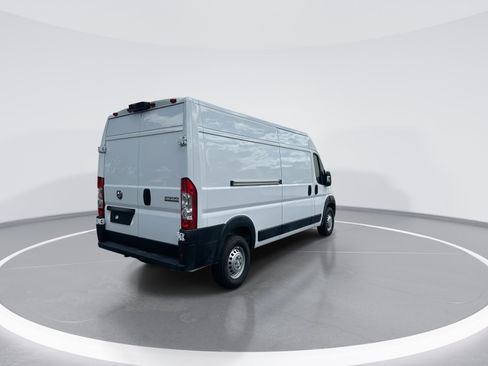 Used 2026 RAM ProMaster 2500 w/ Convenience Group FWD image 9
