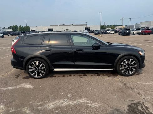 Used 2020 Volvo V60 T5 Cross Country w/ Protection Package Premier AWD/4WD image 4
