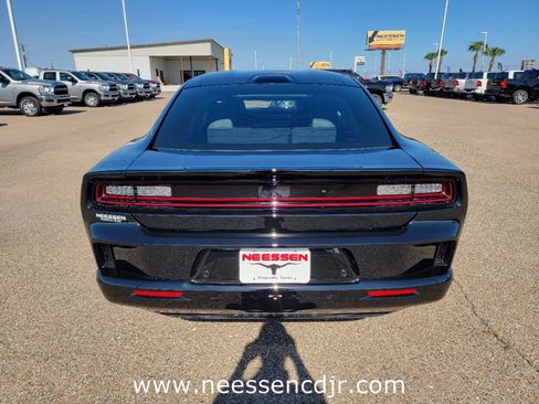 New 2025 Dodge Charger Daytona R/T w/ Quick Order Package 25M R/T image 7