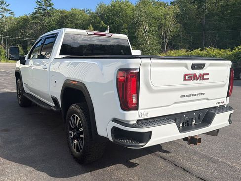 Certified 2022 GMC Sierra 2500 AT4 AWD/4WD image 3