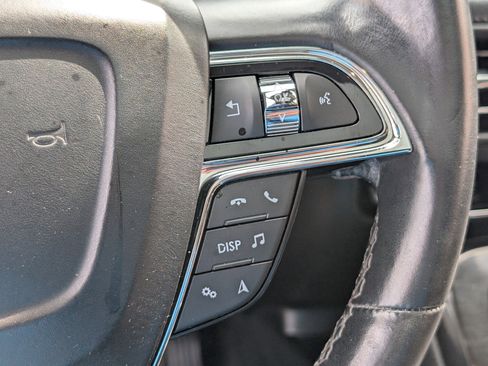 Used 2022 Lincoln Nautilus Reserve image 22