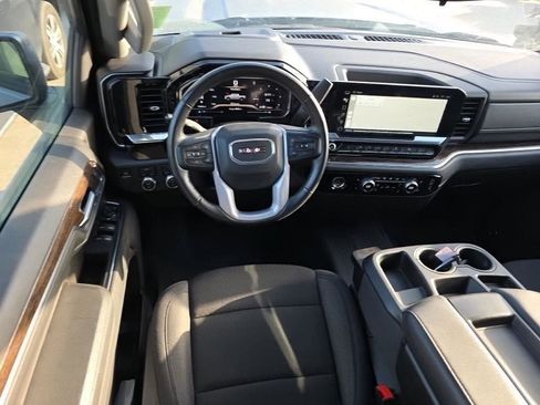 Used 2024 GMC Sierra 1500 Elevation w/ LPO, Elevation Black Package AWD/4WD image 5