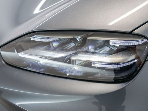 New 2026 Porsche Cayenne Electric Coupe AWD/4WD image 15