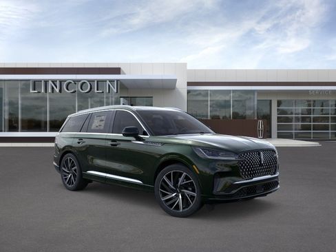 New 2026 Lincoln Aviator Black Label AWD/4WD image 7