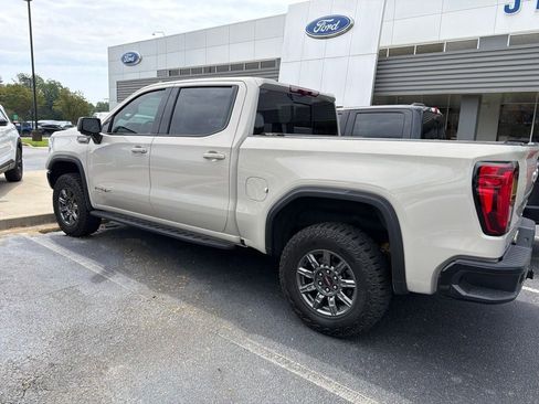 Used 2026 GMC Sierra 1500 AT4X AWD/4WD image 10