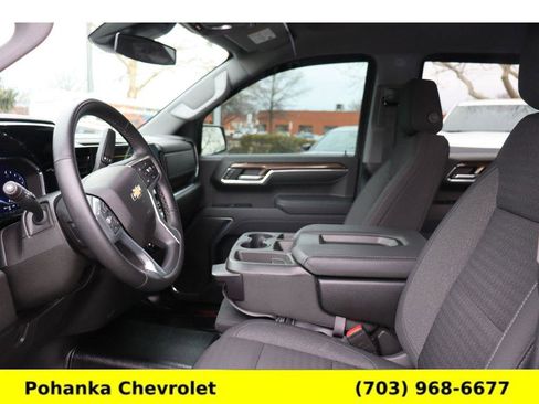 Used 2023 Chevrolet Silverado 1500 LT image 24