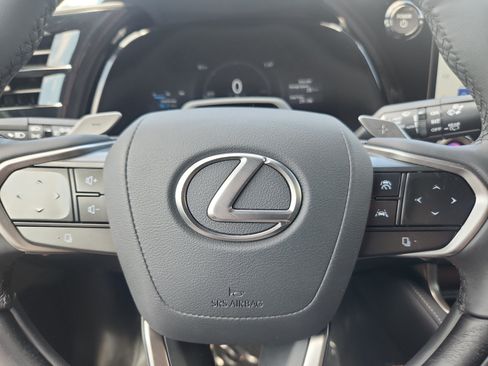 Used 2025 Lexus RX 350 w/ Convenience Package AWD/4WD image 9